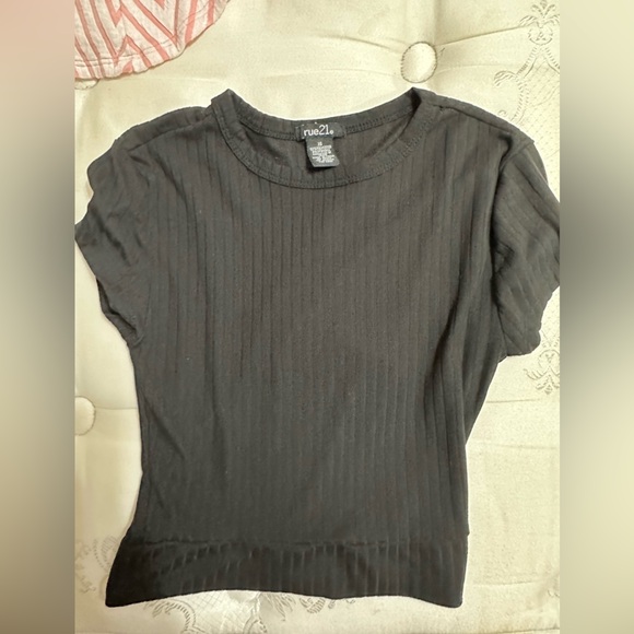 Rue 21 shirt - Picture 1 of 2